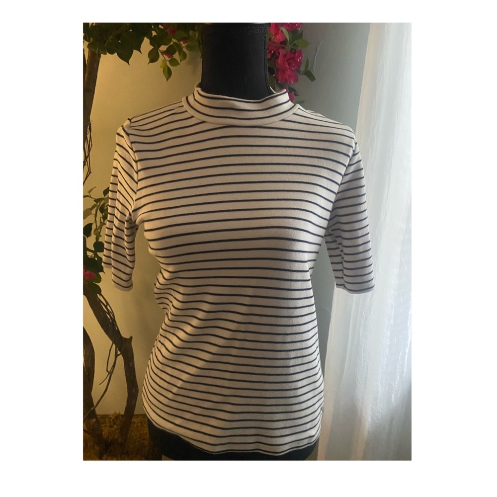 Abercrombie & Fitch turtleneck